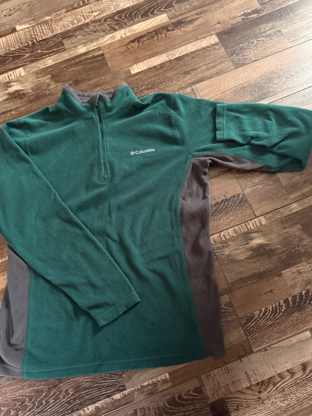 Columbia Men's Green and Gray Half-Zip Fleece Pullover
